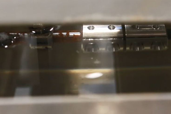 Vibration tests under water